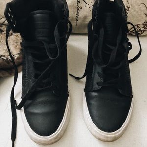 Supra High tops